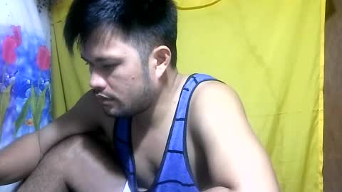 Snapshot of hottestpinoy2323 chatting on August 1, 2026, 6:45 am HottestPinoy32 online show from August 1, 2026, 6:45 am