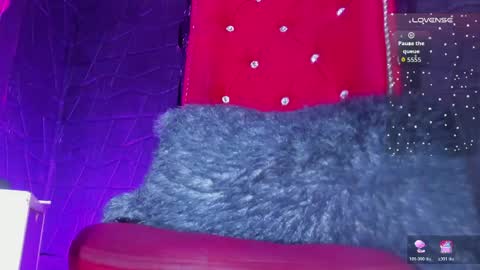 Snapshot of hottie_cristal chatting on May 26, 2026, 4:25 pm Marjorie online show from May 26, 2026, 4:25 pm