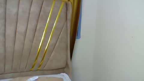 hottie_mammy online show from April 23, 2026, 2:30 pm