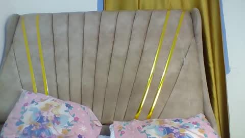hottie_mammy online show from May 27, 2026, 1:41 pm