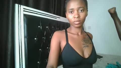 Snapshot of hottie_mistie chatting on April 28, 2026, 10:26 pm hottie_mistie online show from April 28, 2026, 10:26 pm