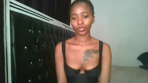Snapshot of hottie_mistie chatting on May 4, 2026, 10:55 am hottie_mistie online show from May 4, 2026, 10:55 am