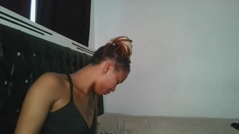 Snapshot of hottie_mistie chatting on May 21, 2026, 7:04 am hottie_mistie online show from May 21, 2026, 7:04 am