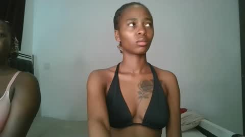 Snapshot of hottie_mistie chatting on May 28, 2026, 10:12 am hottie_mistie online show from May 28, 2026, 10:12 am