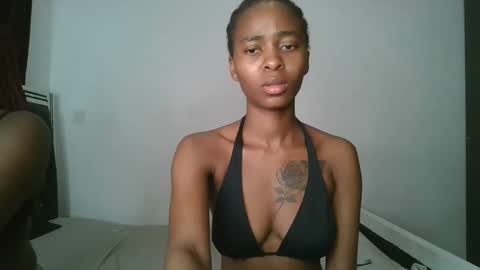 Snapshot of hottie_mistie chatting on May 30, 2026, 6:32 am hottie_mistie online show from May 30, 2026, 6:32 am
