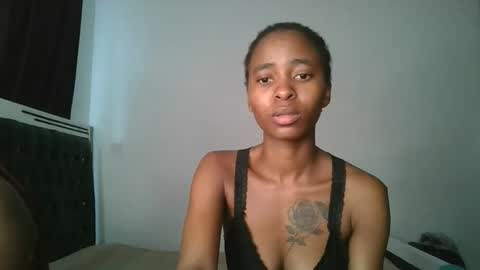 hottie_mistie online show from June 3, 2026, 8:28 am