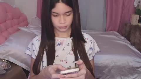 Snapshot of hottie_rhaffa chatting on April 30, 2026, 3:40 pm Terra online show from April 30, 2026, 3:40 pm