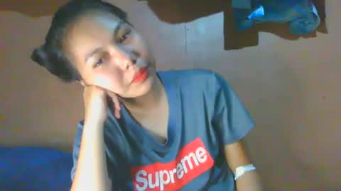 Snapshot of hottie_shanee chatting on July 24, 2026, 11:19 am Aicyl online show from July 24, 2026, 11:19 am