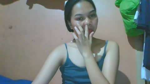 Snapshot of hottie_shanee chatting on July 31, 2026, 12:37 pm Aicyl online show from July 31, 2026, 12:37 pm