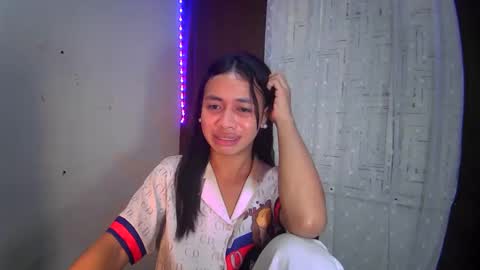 N I C A online show from December 8, 2024, 5:55 pm