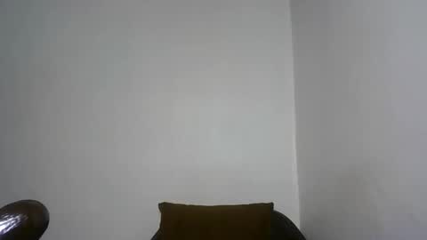 hotty_lora889 online show from January 17, 2026, 9:14 am