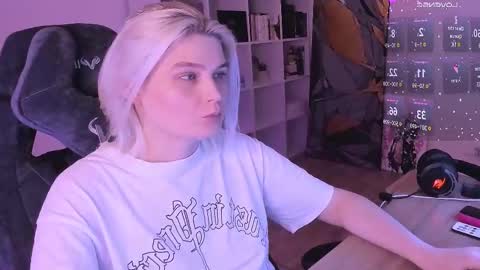 Snapshot of hottyblonds chatting on February 19, 2025, 6:54 pm Nessie and Jessie online show from February 19, 2025, 6:54 pm