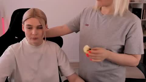 Snapshot of hottyblonds chatting on March 10, 2025, 10:15 am Nessie and Jessie online show from March 10, 2025, 10:15 am