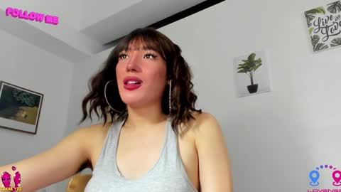 crishinahotty online show from December 5, 2024, 10:55 am