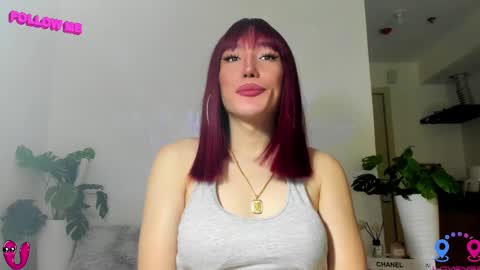 crishinahotty online show from February 12, 2025, 7:02 am