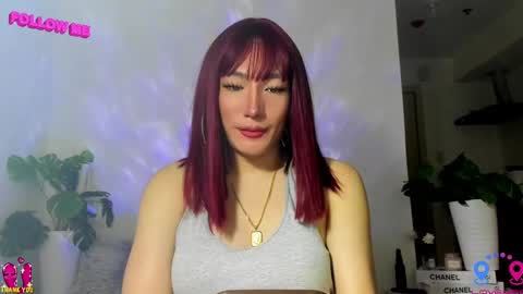 crishinahotty online show from February 15, 2025, 10:33 am