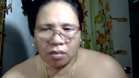 hottycrissy4u online show from June 5, 2026, 6:52 am