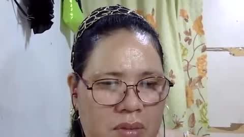 hottycrissy4u online show from June 20, 2026, 4:48 am