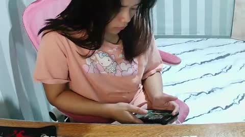hottypinay300716 online show from June 6, 2026, 8:02 pm