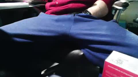 Snapshot of hotwheelsguy2 chatting on December 31, 2024, 5:33 am Madmedic online show from December 31, 2024, 5:33 am