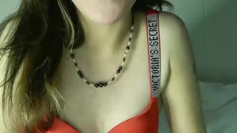 Hotwixx online show from March 4, 2026, 11:00 pm