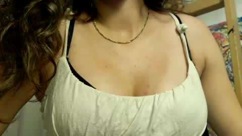 Hotwixx online show from July 3, 2026, 11:33 pm