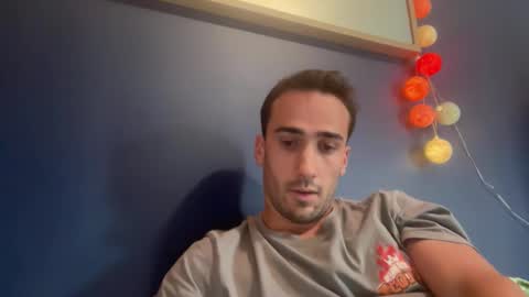 Snapshot of hotwolffy chatting on September 14, 2025, 3:11 pm HotWolffy online show from September 14, 2025, 3:11 pm