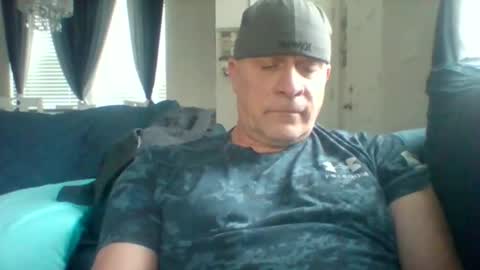 hotyummycock69 online show from February 5, 2026, 8:35 pm