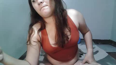 Snapshot of hotzarieyahxx chatting on January 16, 2026, 9:02 am Zarie online show from January 16, 2026, 9:02 am