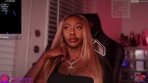 Domina Merci online show from April 19, 2026, 6:46 am