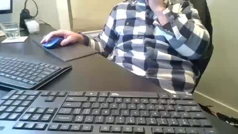 hoverday online show from February 5, 2026, 4:06 am