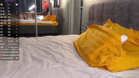 Elizabeth online show from December 19, 2024, 12:24 am