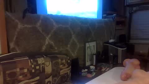 hoytme online show from November 1, 2025, 3:52 am