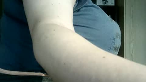 Snapshot of hp58649blabla chatting on October 6, 2025, 5:49 am hp58649blabla online show from October 6, 2025, 5:49 am