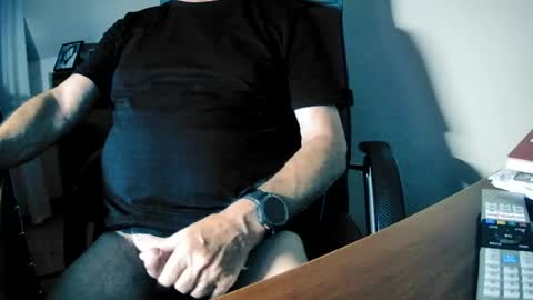 Snapshot of hpeter111 chatting on July 15, 2026, 8:14 pm Peter online show from July 15, 2026, 8:14 pm