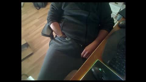 Snapshot of hrnyinutah chatting on October 21, 2025, 3:35 pm hrnyinutah online show from October 21, 2025, 3:35 pm