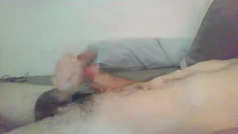 hub1030 online show from November 15, 2025, 2:42 am