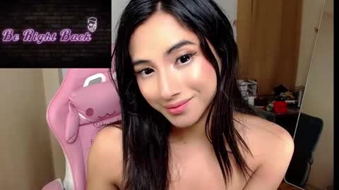 Snapshot of hugeasiancockandrea chatting on February 24, 2025, 9:41 pm drea online show from February 24, 2025, 9:41 pm