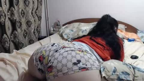 hugeassdevil online show from October 3, 2025, 10:18 pm