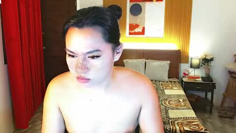 nathalie online show from November 16, 2025, 10:15 pm