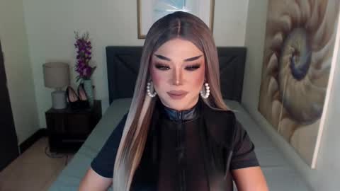 Snapshot of hugecockchristine chatting on January 4, 2025, 1:52 am Christine online show from January 4, 2025, 1:52 am