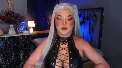 Snapshot of hugecockchristine chatting on September 11, 2025, 6:57 am Christine online show from September 11, 2025, 6:57 am