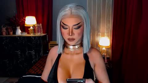 Snapshot of hugecockchristine chatting on October 5, 2025, 3:21 pm Christine online show from October 5, 2025, 3:21 pm