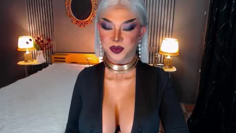 Snapshot of hugecockchristine chatting on October 14, 2025, 8:09 pm Christine online show from October 14, 2025, 8:09 pm