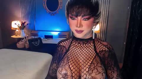 Snapshot of hugecockchristine chatting on November 2, 2025, 9:00 am Christine online show from November 2, 2025, 9:00 am