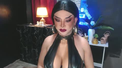 Snapshot of hugecockchristine chatting on July 1, 2026, 2:46 am Christine online show from July 1, 2026, 2:46 am
