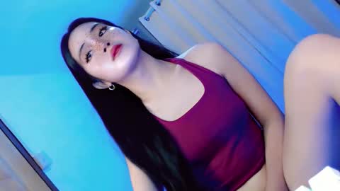 Snapshot of hugecockyanny chatting on June 9, 2026, 11:38 pm Yhanie online show from June 9, 2026, 11:38 pm