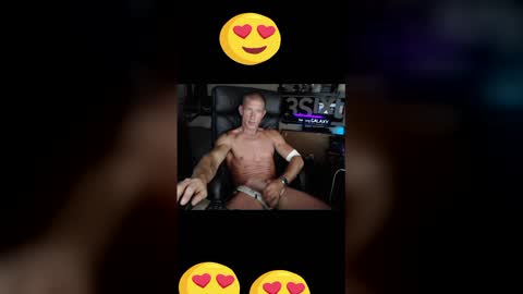 Snapshot of hugerodforyou chatting on December 1, 2025, 3:06 pm hugerodforyou online show from December 1, 2025, 3:06 pm