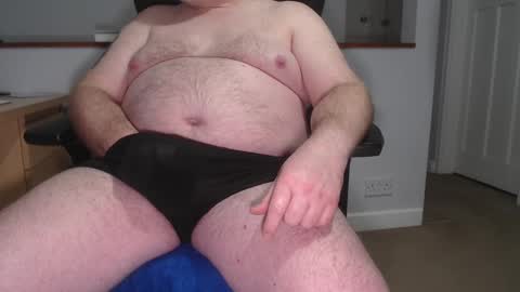 Snapshot of huggie_bear69 chatting on February 18, 2025, 11:30 pm Huggie Bear online show from February 18, 2025, 11:30 pm