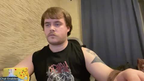 Snapshot of hugo__brad chatting on February 26, 2026, 6:40 pm Hugo online show from February 26, 2026, 6:40 pm